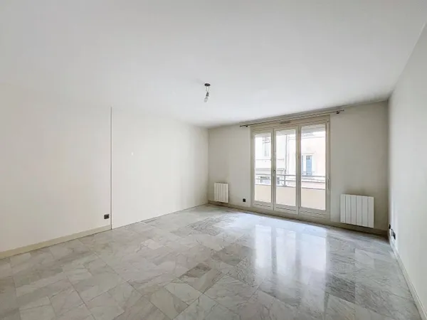 Appartement 4 pièces 83 m² 