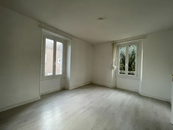 Appartement type 2 Montereau Fault Yonne 