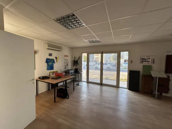 Local commercial 103 m² 