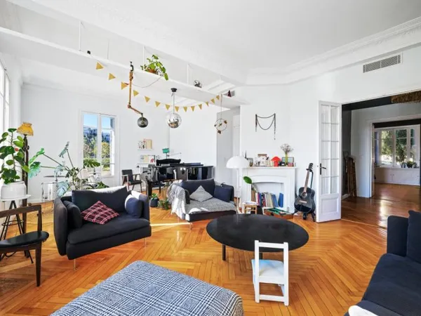 À vendre–Appartement bourgeois 125 m² dans un Palais ancien