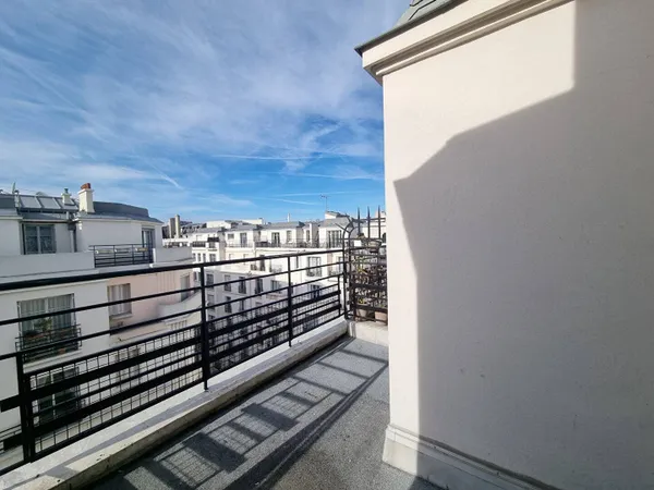 Studio 1 pièce 23 m² 