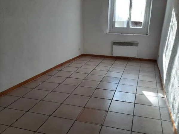 Studio 1 pièce 22 m² 
