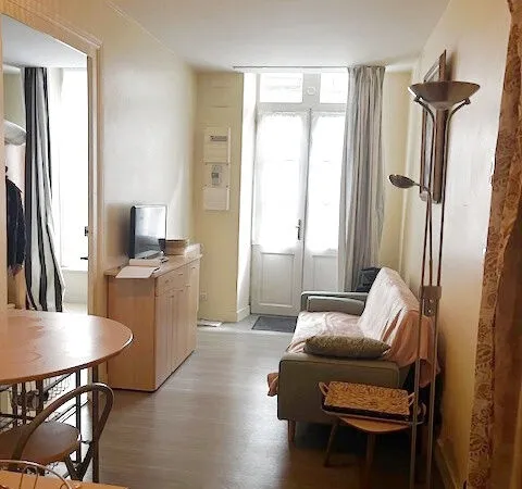 Centre Bazas - studio 2 pièces 1 chambre - 33430 Gironde - 