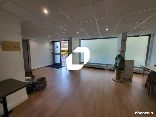 Bureaux 292 m² 