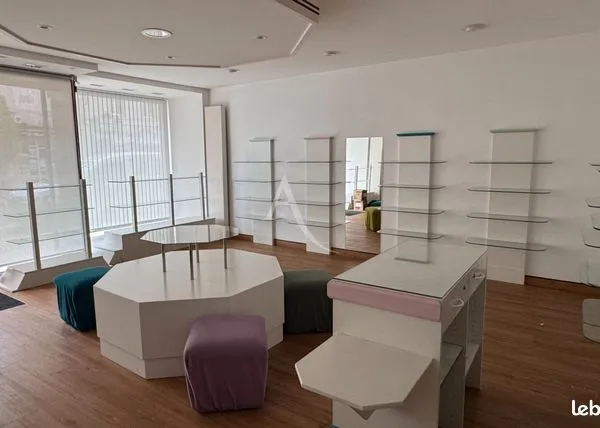 Immeuble 10 pièces 160 m² 