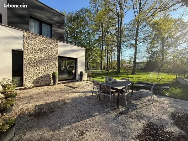 Maison 14 pièces 440 m² 