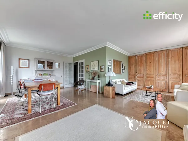 Appartement 8 pièces 142 m² 