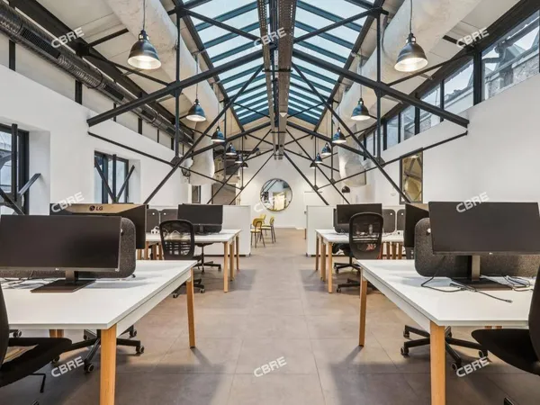 Bureau 1284 m² 