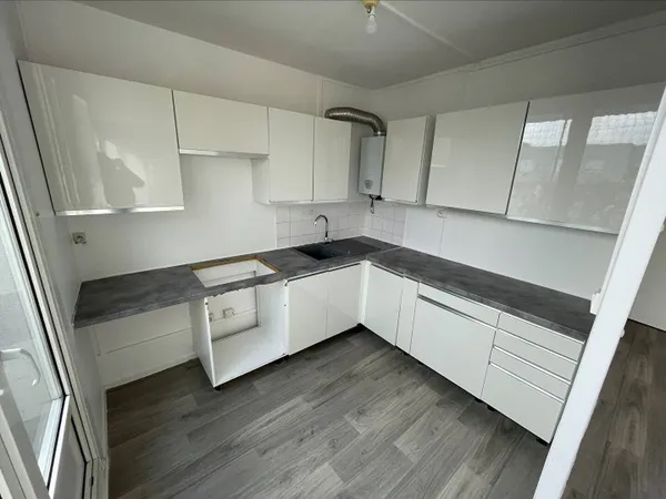 Appartement 6 pièces 96 m² 