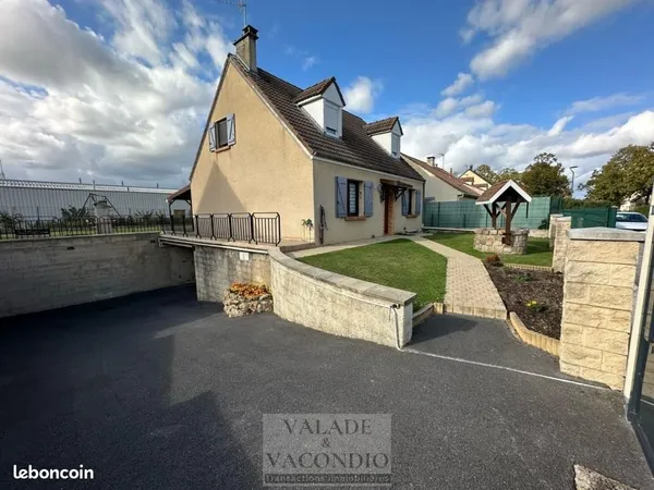 Pavillon 6 pièces 103 m² 