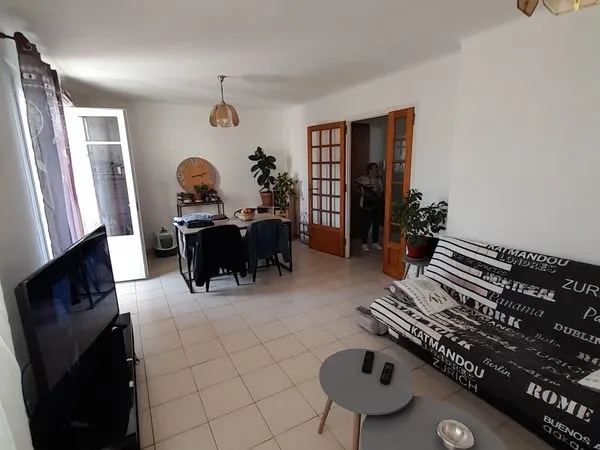 Appartement traversant de 67m² 