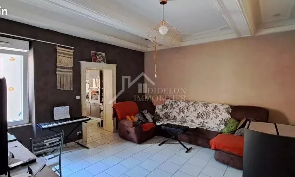 Immeuble de rapport 298 m²