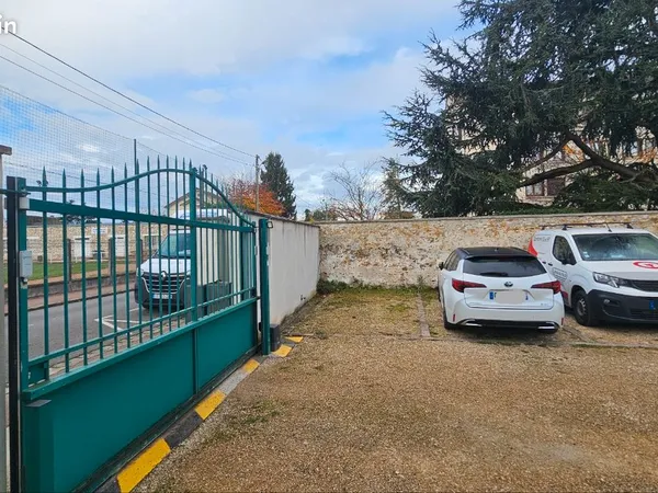 Place parking Bretigny 