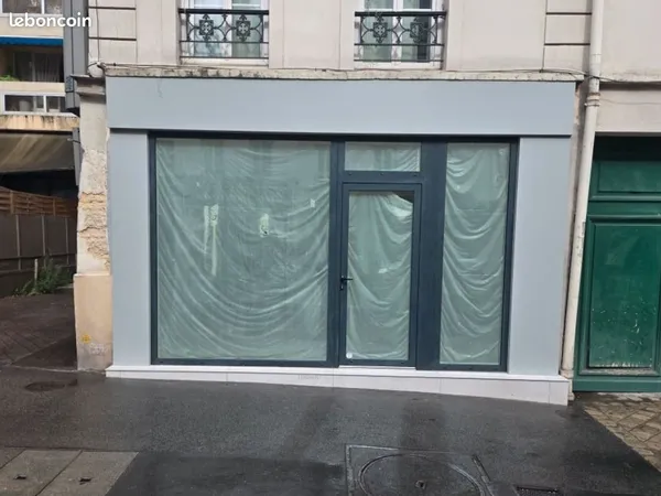 Commerce 31 m² 