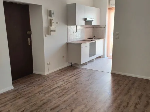 Location T2 centre ville 