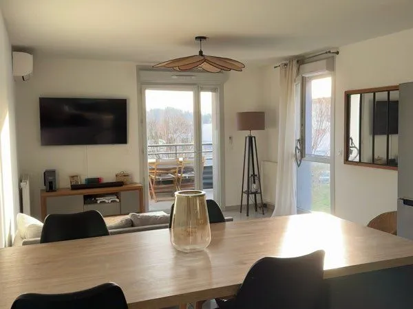 Magnifique appartement T4 récent - Meyzieu centre - Résidence sécurisée 