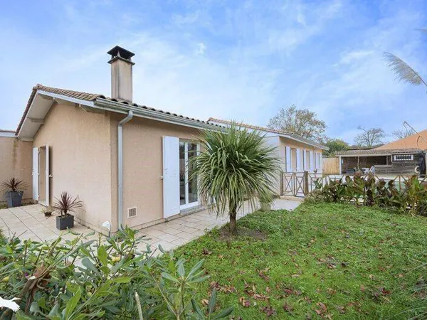 Maison de plain-pied 5 pièces 122 m² 