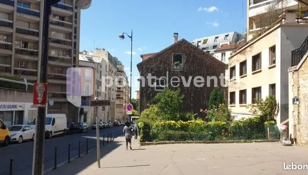 Local commercial 707 m² 