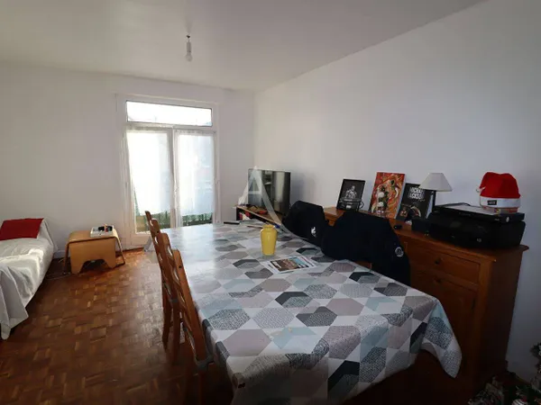 Appartement 4 pièces 83 m² 