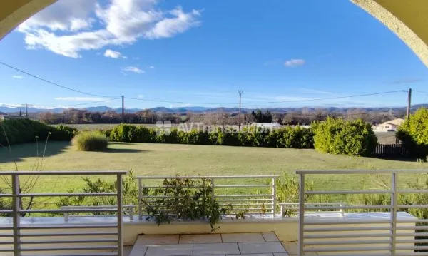 Maison 163m2, plain pied, piscine, terrain constructible