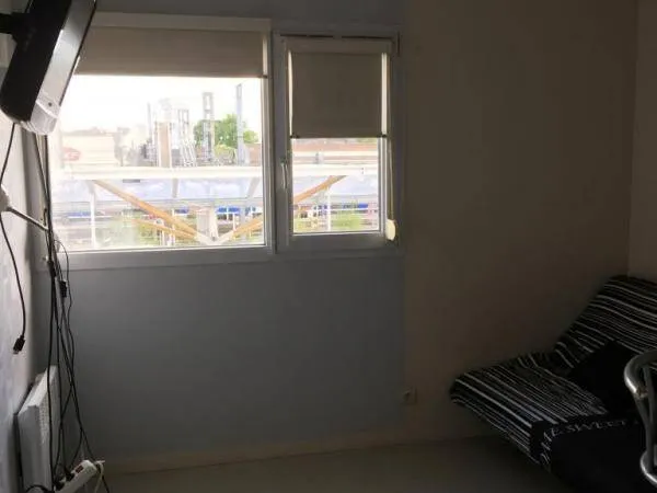 Studio 1 pièce 18 m² 