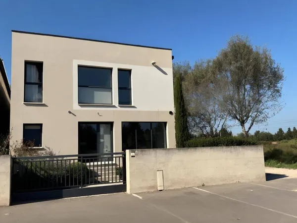 Immeuble 225 m² 