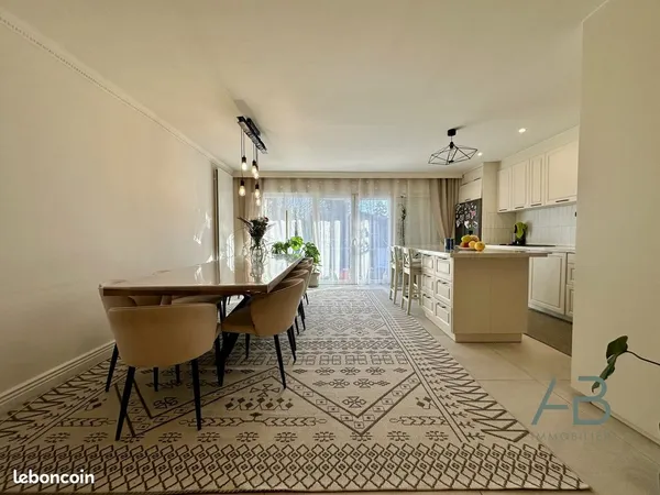 Maison 6 pièces 130 m² 