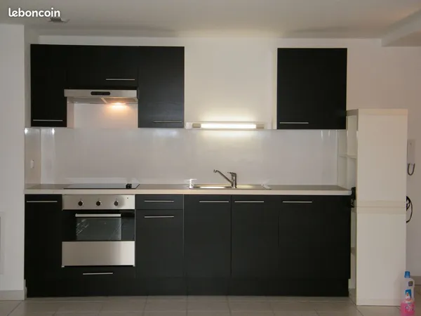 Appartement F3 - 64 m2 - 1er étage 