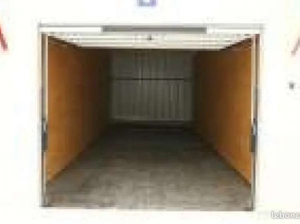 Box de stockage 10 m² 