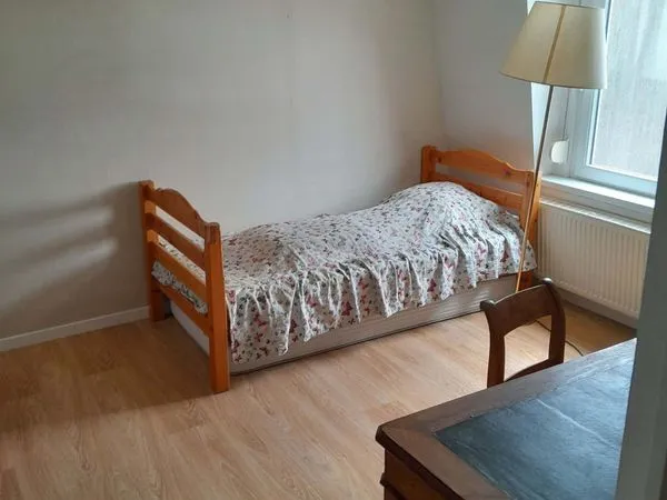 Appartement Location La Madeleine   330€