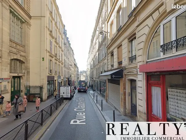 Local commercial 107 m² 
