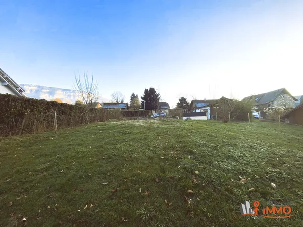Terrain constructible, viabilisé 