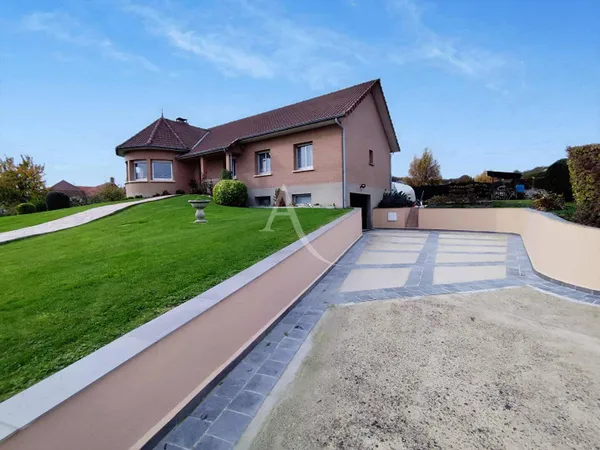 Maison de plain-pied 6 pièces 113 m² 