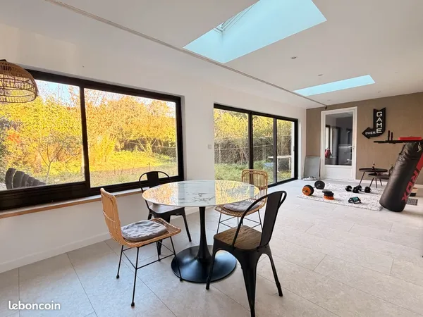 Maison 120 m² avec véranda rénovée - quartier France Alouette Pessac 