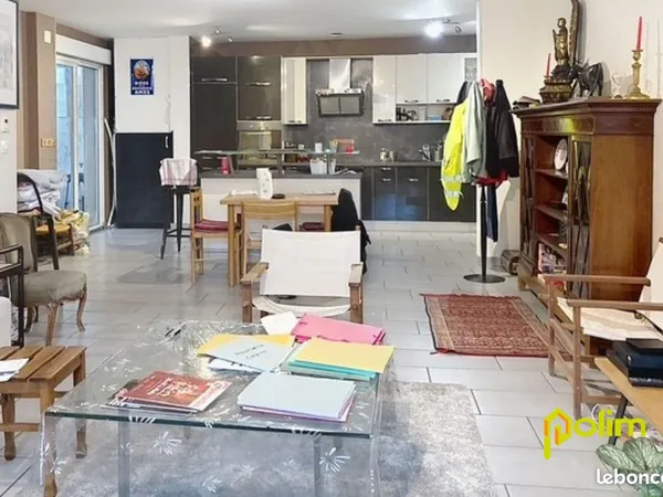 Appartement 4 pièces 84 m² 