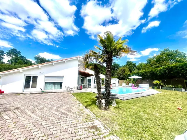 Maison 7 pièces 187 m² 