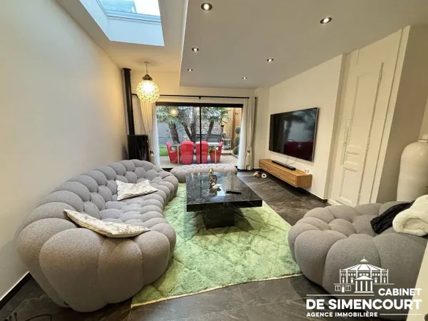 Maison 6 pièces 159 m² 
