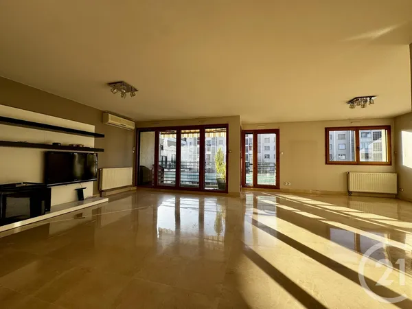 Appartement 5 pièces 142 m² 