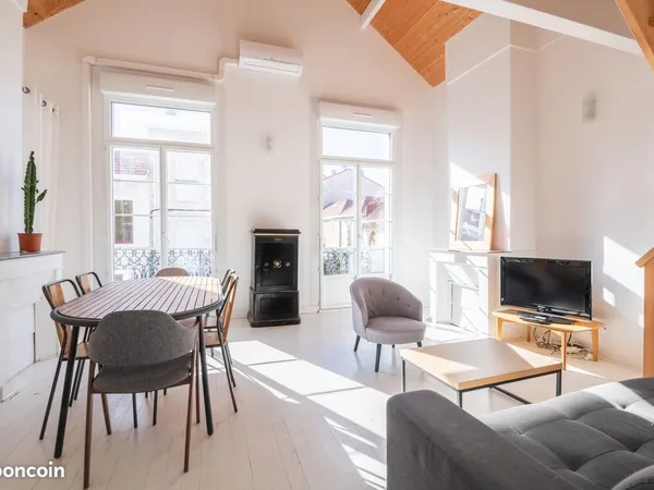 ARCACHON - Coeur de ville - T3 de 54 m2 - Rénové 