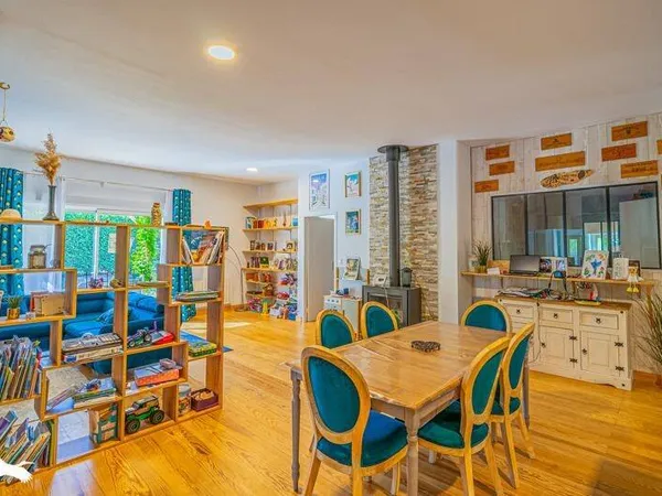 Maison 6 pièces 142 m² 