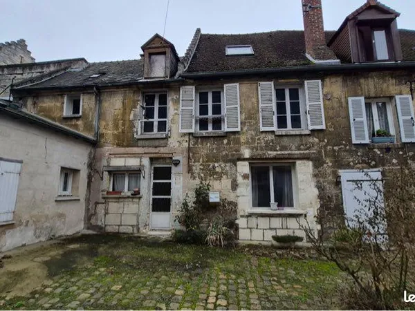 Vend maison urgent 
