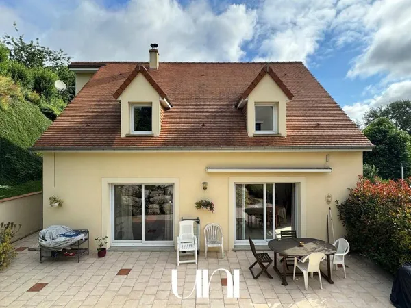 Maison 5 pièces 134 m² 