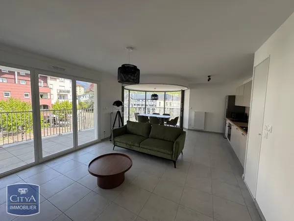 Appartement 3 pièces 74 m² 