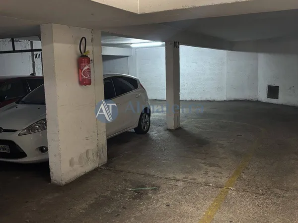 Parking 10 m² 