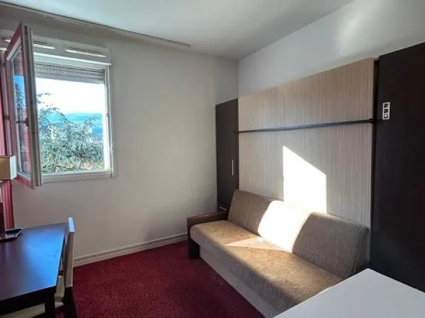 Appartement 1 pièce 18 m² 