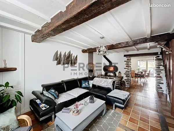 Maison 5 pièces 147 m² 