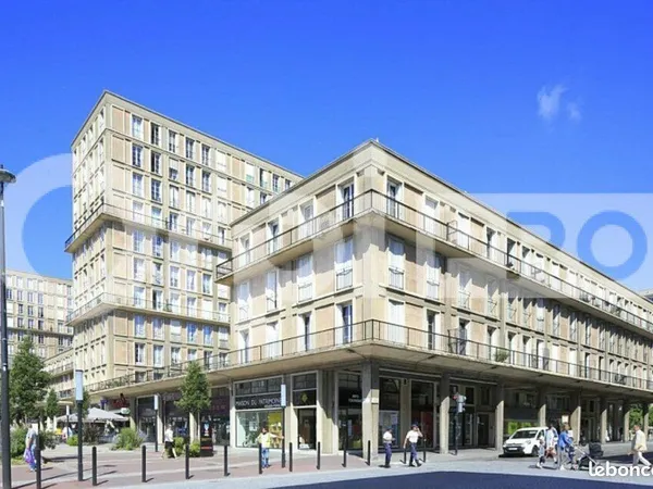 Local commercial 240 m² 