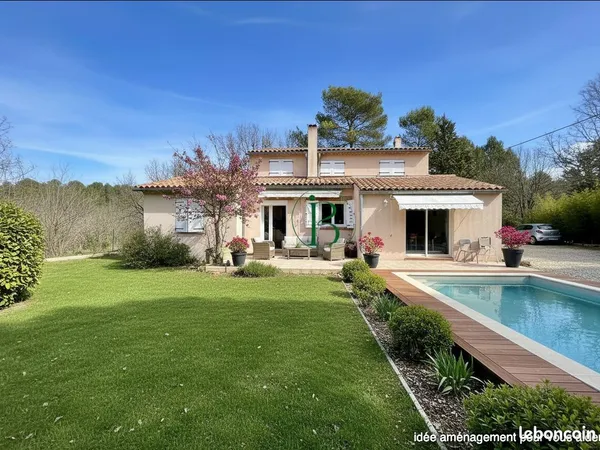 Villa 5 pièces 123 m² 