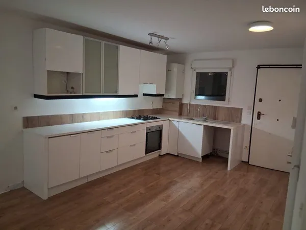 Maison 2 chambres + dressing 