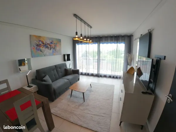 Studio lumineux & rénové de 27m²